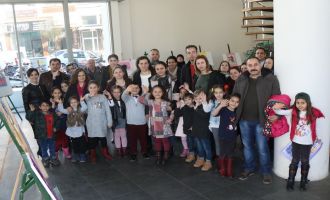 Akhisar Belediyesi Sanat Galerisinde Çocuk Resim Sergisi Açıldı