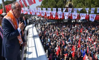 CHP Yalova Milletvekili Muharrem İnce Akhisarlılara seslendi