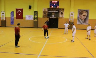 Satır Mustafa ve Taksi Zeki Futsal Turnuvası çeyrek finalistler belli oldu