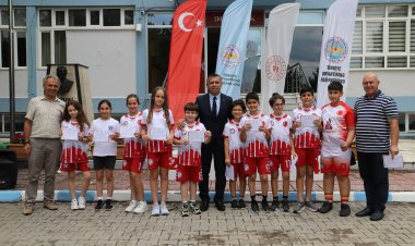 Namık Oğul İlkokulu Minikler Oryantiring’te İl Kürsüsünde