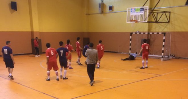 2.Futsal turnuvasında yarı finalistler belli oldu