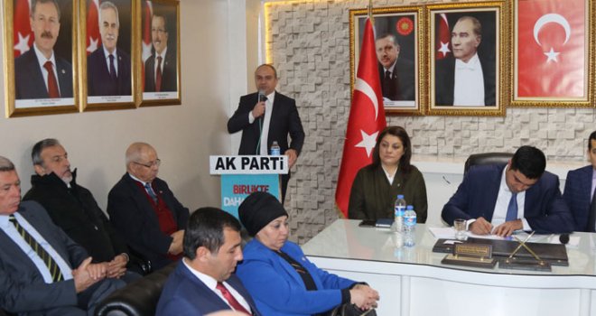 AK Parti Akhisar ilçe teşkilatında danışma kurulu meclisi toplantısı