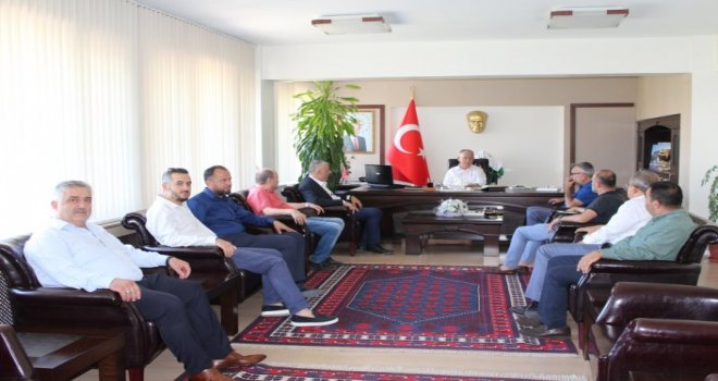 Akhisar Spor Yönetim Kurulu, Kaymakam Sabit Kaya Ziyaret etti.