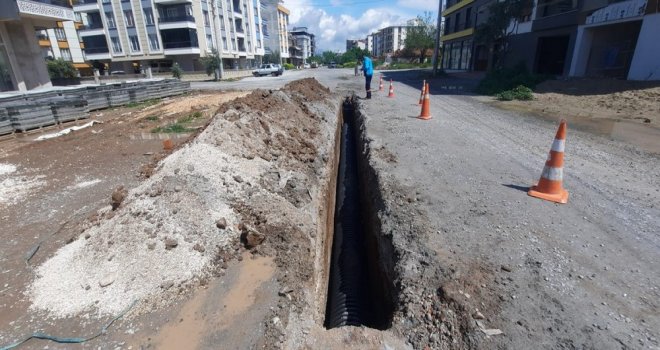 Atatürk Mahallesindeki Yeni Yerleşim Bölgesine İlave Yağmur Suyu Hattı