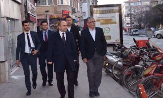 AK Parti İl Başkanı Mersinli, Akhisar’da referandum nabzını tuttu