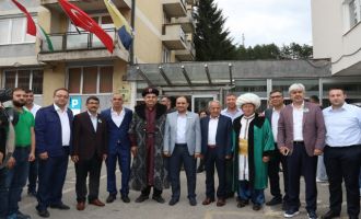 Akhisar Belediyesi, 507. Akhisarlı Ayvaz Dede Şenlikleri’ne katıldı
