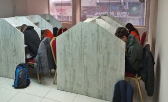 Akhisar Belediyesi Etüt Merkezi Öğrencilerin Hizmetinde