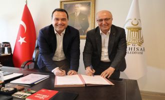 Akhisar Belediyesi İle Tapu Müdürlüğü Protokol İmzaladı