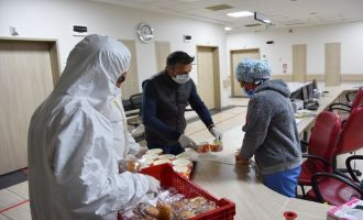 Akhisar Belediyesi Sağlık Çalışanlarını Unutmadı
