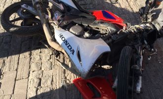 Akhisar şehir merkezinde motosiklet kazası 1 yaralı