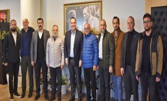 Akhisarspor Yönetiminden Başkan Dutlulu'ya Ziyaret