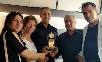 Altın Saat Kulesi Ödülleri Akhisar'dan Dağılacak