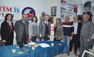 CHP İlçe Teşkilatından Öğretmenler Günü Ziyaretleri
