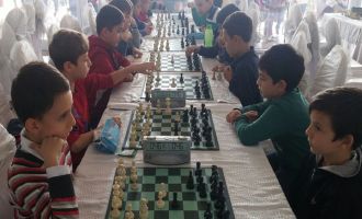 Küçük satranççılar Akhisar’da kıyasıya yarıştı