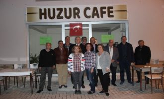 MHP İlçe Teşkilatı Huzur Kafe’yi Ziyaret Etti