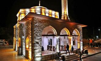 Yeni Gülruh Cami'nin Işıklandırması Büyük Beğeni Topladı