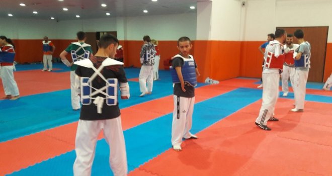 Taekwondo milli takımında Akhisar’ı temsil ediyorlar