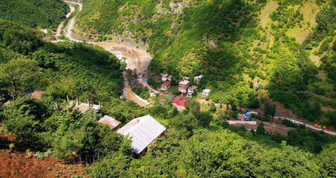 Tarım ve Orman Bakanı Bekir Pakdemirli Trabzon Araklı’daki sel felaketi ile ilgili son dakika bilgilerini paylaştı