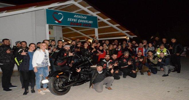 Türk Chopper Manisa Motosiklet Kulübü'nden Down Cafe’ye ziyaret turu
